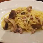 ザ・クリーム・ティーズ・スプーン・ファーム・ハウス - キノコのオイルパスタ
      ('2018.6月)