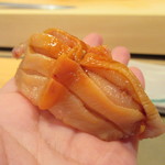 照寿司 - 大きすぎて頬張る感じ