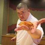 照寿司 - 特大赤貝