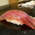 菊水鮓 - まぐろの昆布じめ