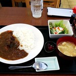 三ツ星ザンギ 居酒屋店 - ビーフカレー！580円。