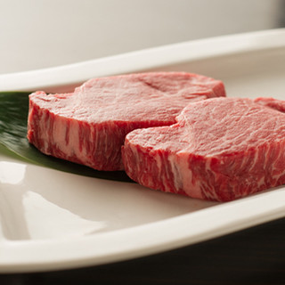 All menus use only carefully selected "Hirai beef A5 rank"!