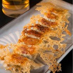 Hand-wrapped Hakata bite-grilled Gyoza / Dumpling <8 pieces>