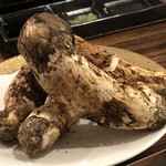 SATOブリアン - ◆ナント「松茸」まで登場。