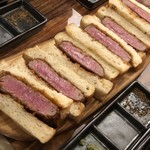 ここで憧れの「ブリカツ」登場・・レビュアー様達のお写真を羨ましく拝見していたのですが、それが目の前に。