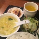 陸鼎記 - 韓国風？豆腐、スープ、マンゴージュース