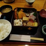 季節料理 つくし - つくし和定食800円