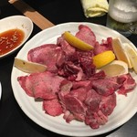 焼肉亭 - 上タン塩に残った塩ハラミ一緒にした(^-^;