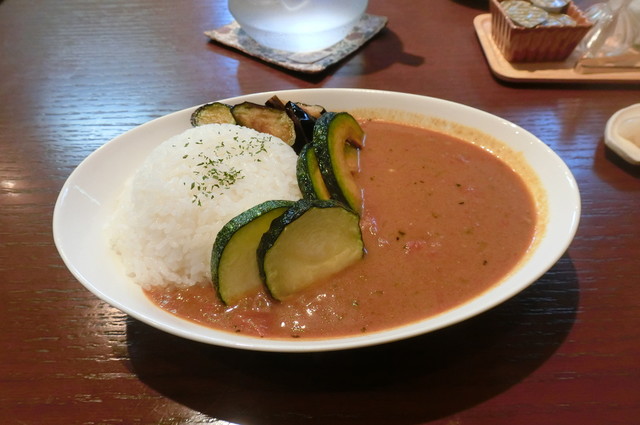 夏野菜のチキンバターカレー By Yama0117 カフェ紬 カフェツムギ 柏矢町 カフェ 食べログ 夏野菜のチキンバターカレー By Yama0117 カフェ紬 カフェツムギ 柏矢町 カフェ 食べログ