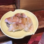 Sushi Yasukouchi - 松花堂弁当の握り！
                        鰯、鯛、イサキ、帆立！