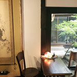 月と - 店内の一角('18.7月下旬)