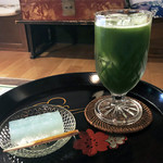 月と - グリーンティ('18.7月下旬)