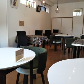 路地裏ベーカリーカフェロージー_2