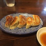 Senkyakubanrai Hakuba - 肉餃子 450円・税込 皮がもちもち。