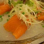 八尋 - タスマニア産サーモントラウト刺身(裏メニュー)