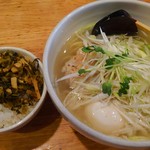 会津ラーメン 和 - 特製塩ラーメンとピリ辛高菜メンマ丼