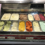 COLD STONE CREAMERY - 