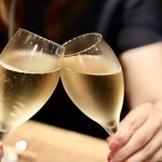 餃子とスパークリング バブルス - スパークリングで乾杯♪