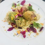 Gostner Schwaige - 食用花のお団子