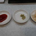 Kappasushi - 醤油皿に使える小皿があるのもかっぱ寿司の良いところ‼️