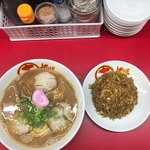 丸高中華そば 神戸二宮 - 