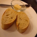 ブラッスリー プティ モンタニュ - もっちりとして甘さのあるパン(*^^*)