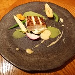 COLK  - 真鯛の炭火石焼き　アンチョビのブールブランソース