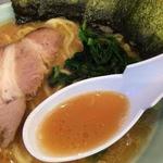 豚骨醤油ラーメン