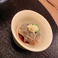 味心 すず木 - お通し（生しらす）