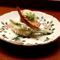 木山 - ＜揚物＞蛸の柔らか煮・蛸の子・三度豆・バチコの天婦羅