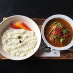 スプーンソング - タミルスパイスのチキンカレー