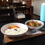 スプーンソング - タミルスパイスのチキンカレー