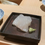 寿しの吉乃 - いちみ鯛、新玉ネギソース