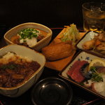 煮込みと惣菜 かん乃 - 盆菜盛り