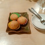 長城 - ゴマ団子（３個）