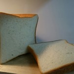 セントル ザ・ベーカリー - 角食パン￥800