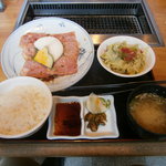 山形牛ステーキ＆焼肉 かかし - 山形牛上カルビ1260円+ごはんセット500円.