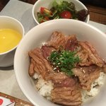 大衆ホルモン焼肉　創 - 創名物 カルビ丼 ¥680