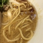 Japanese Soba Noodles 蔦 - 丸刃でカットされた中太自家製麺