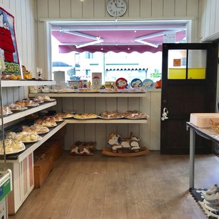 ピーナッツベーカリー_2