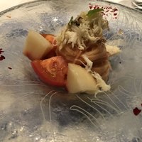 クッチーナ イタリアーナ ガッルーラ - 冷製カッペリーニ(毛蟹、桃、フルーツトマト)
