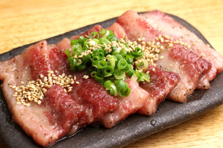 Yakiniku Horumon Hamagyuu - 