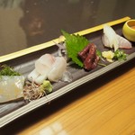 山しのぶ - ★造り(熊本馬刺し・沖刺し・桜鱒とろろ)