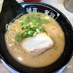 河童ラーメン本舗 - 河童ラーメンに玉子入り