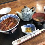 Unagi no uojuu - 上うな丼