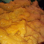 札幌市場めし　まるさん亭 - 利尻産エゾばふん、塩水のうに丼のアップ　【　２０１１年８月　】17