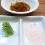 寿楽 - 山葵　岩塩　ポン酢で頂きます