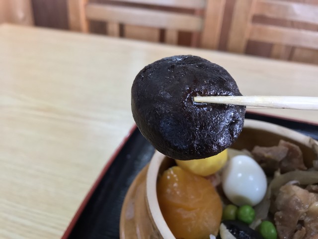 1958年 昭和33年 益子焼の土釜に入った日本三大駅弁の峠の釜めしが誕生した 群馬県安中市松井田町横川 By さすらいの旅人 全国各地孤独のグルメ 峠の釜めし本舗 おぎのや 本店 横川 釜飯 食べログ 1958年 昭和33年 益子焼の土釜に入った日本三大駅弁の峠の釜めしが誕生した 群馬県安中市松井田町横川 By さすらいの旅人 全国各地孤独のグルメ 峠の釜めし本舗 おぎのや 本店 横川 釜飯 食べログ