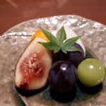 摘み草の宿 こまつ - 霧島巨峰、福岡シャインマスカット、無花果、梨、ミカン
      フルーツも美味しい