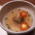 摘み草の宿 こまつ - 鶏がらスープ　トマトが良いアクセント